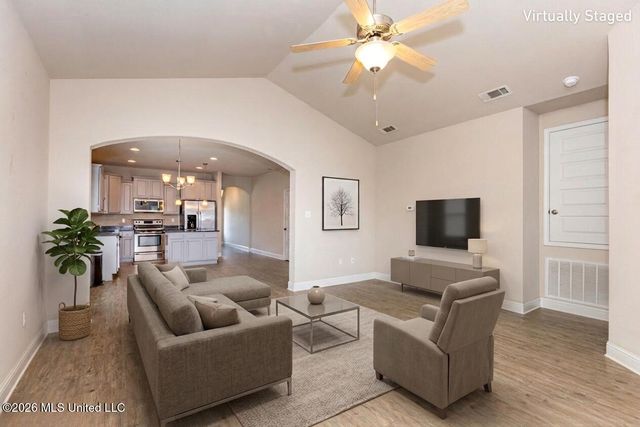 217 Sandy Drive, Ocean Springs, MS 39564