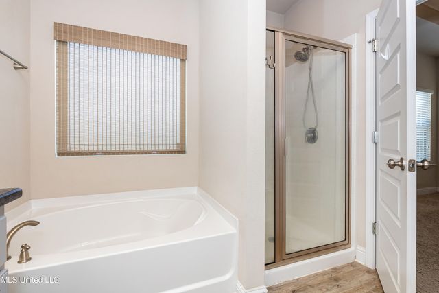 217 Sandy Drive, Ocean Springs, MS 39564