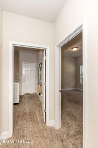 217 Sandy Drive, Ocean Springs, MS 39564