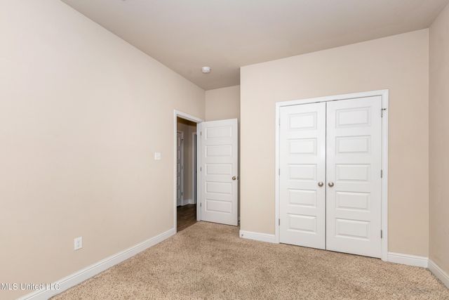 217 Sandy Drive, Ocean Springs, MS 39564