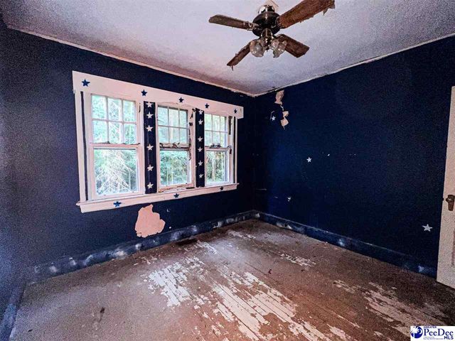 1304 Edgewood Ave, Florence, SC 29501