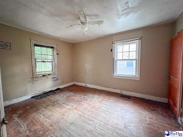 1304 Edgewood Ave, Florence, SC 29501