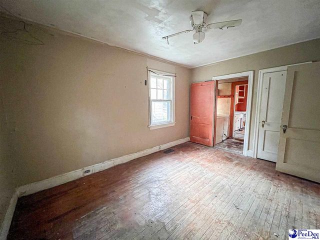 1304 Edgewood Ave, Florence, SC 29501