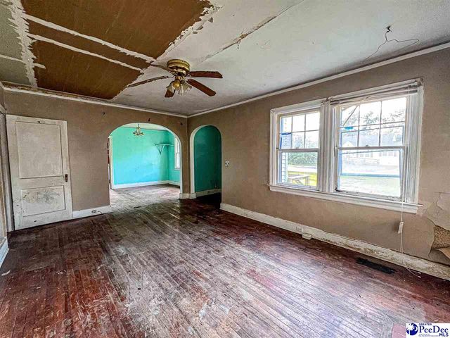 1304 Edgewood Ave, Florence, SC 29501
