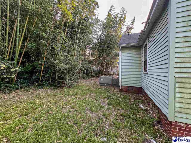 1304 Edgewood Ave, Florence, SC 29501