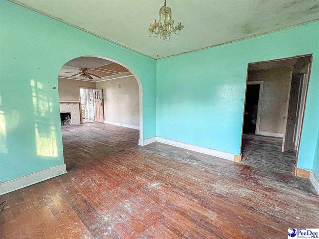 1304 Edgewood Ave, Florence, SC 29501