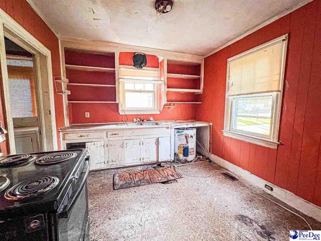 1304 Edgewood Ave, Florence, SC 29501