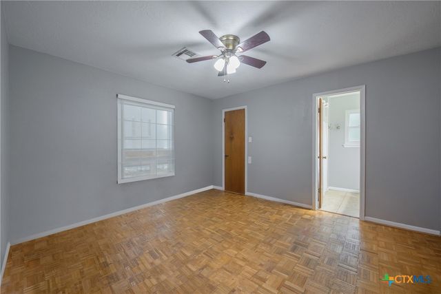 504 Walnut Street, Waller, TX 77484