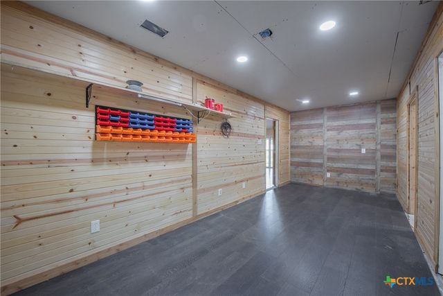 504 Walnut Street, Waller, TX 77484