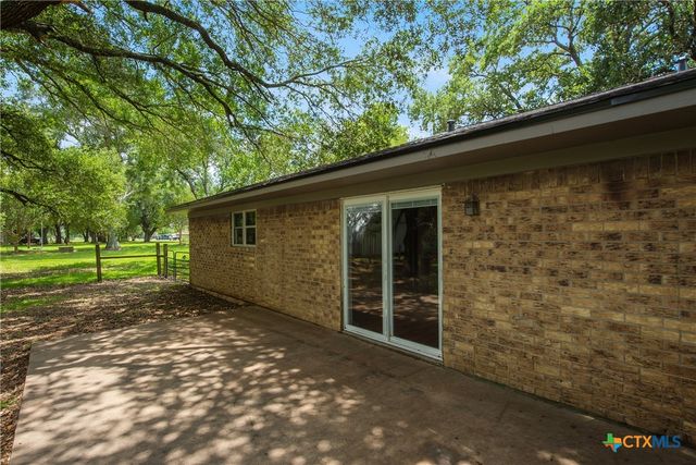 504 Walnut Street, Waller, TX 77484