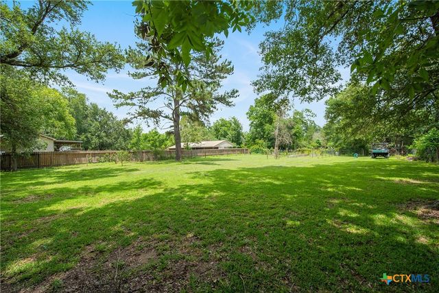 504 Walnut Street, Waller, TX 77484