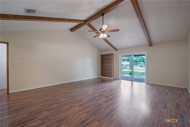 504 Walnut Street, Waller, TX 77484