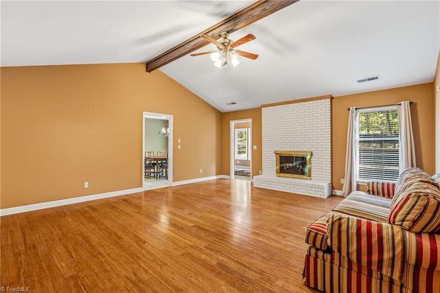 457 Valleymeade Drive, Kernersville, NC 27284