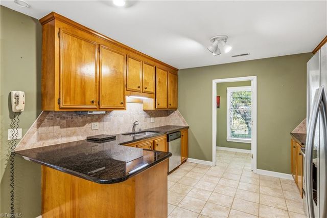 457 Valleymeade Drive, Kernersville, NC 27284