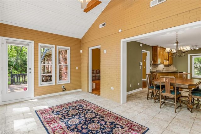457 Valleymeade Drive, Kernersville, NC 27284