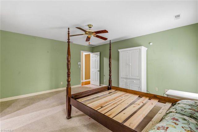 457 Valleymeade Drive, Kernersville, NC 27284