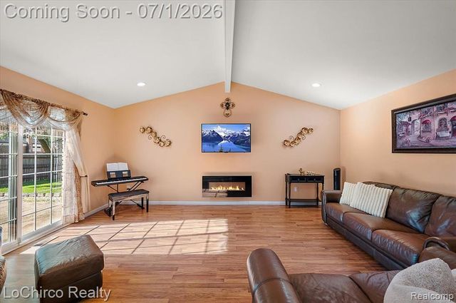 2619 Nadine Drive, Sterling Heights, MI 48310