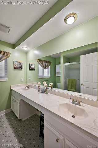 2619 Nadine Drive, Sterling Heights, MI 48310