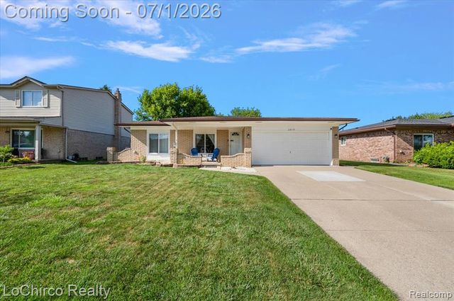 2619 Nadine Drive, Sterling Heights, MI 48310