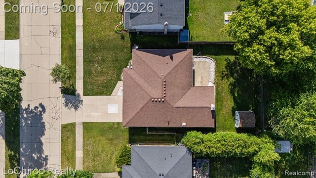 2619 Nadine Drive, Sterling Heights, MI 48310