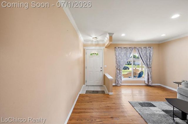 2619 Nadine Drive, Sterling Heights, MI 48310
