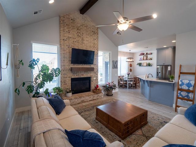 4081 Fox Ridge Road, Choctaw, OK 73020