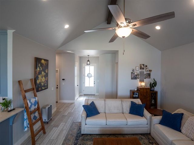 4081 Fox Ridge Road, Choctaw, OK 73020