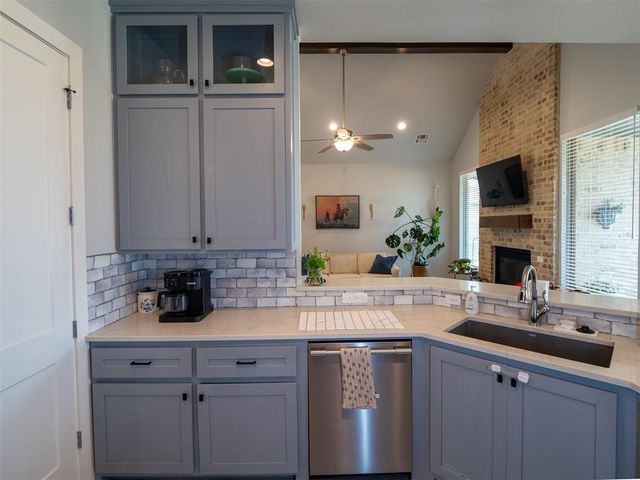 4081 Fox Ridge Road, Choctaw, OK 73020