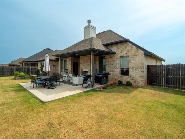 4081 Fox Ridge Road, Choctaw, OK 73020