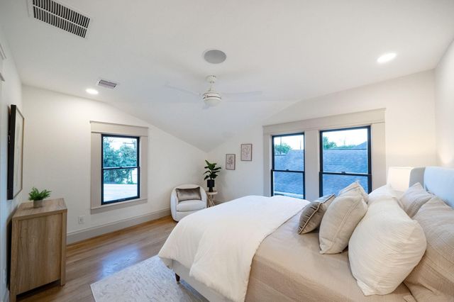 1109 Rutland Street, Houston, TX 77008