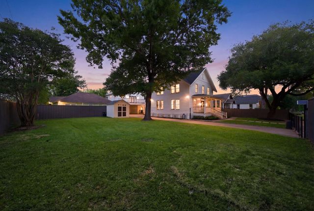 1109 Rutland Street, Houston, TX 77008