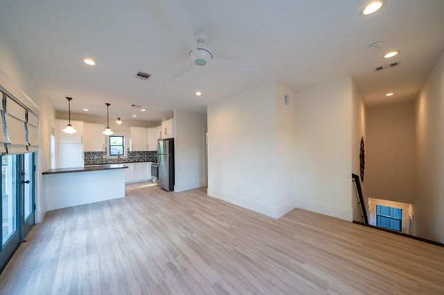 1109 Rutland Street, Houston, TX 77008