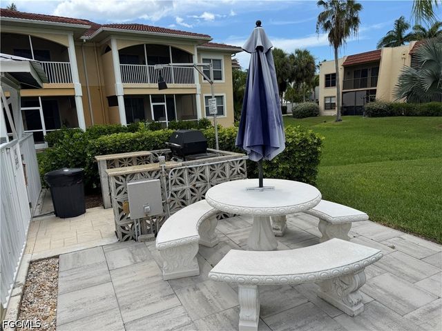 12481 McGregor BLVD 1, Fort Myers, FL 33919