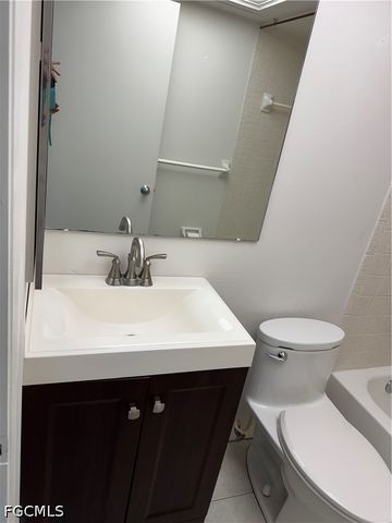 12481 McGregor BLVD 1, Fort Myers, FL 33919