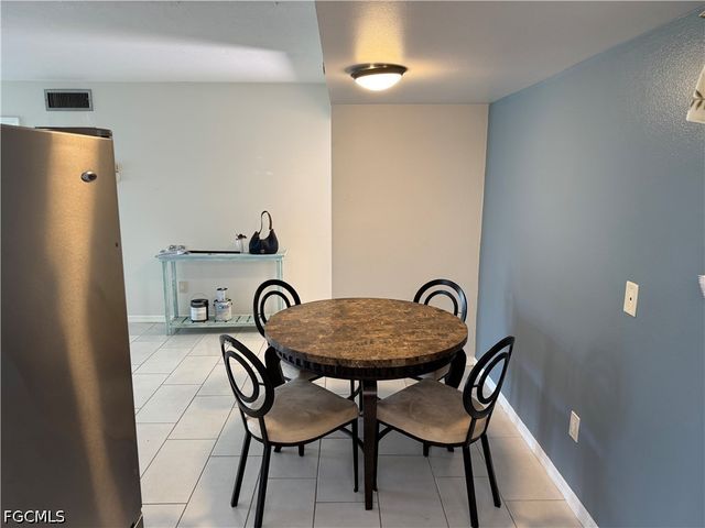 12481 McGregor BLVD 1, Fort Myers, FL 33919