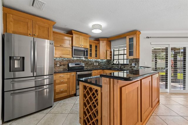 612 QUAIL KEEP DRIVE, Safety Harbor, FL 34695
