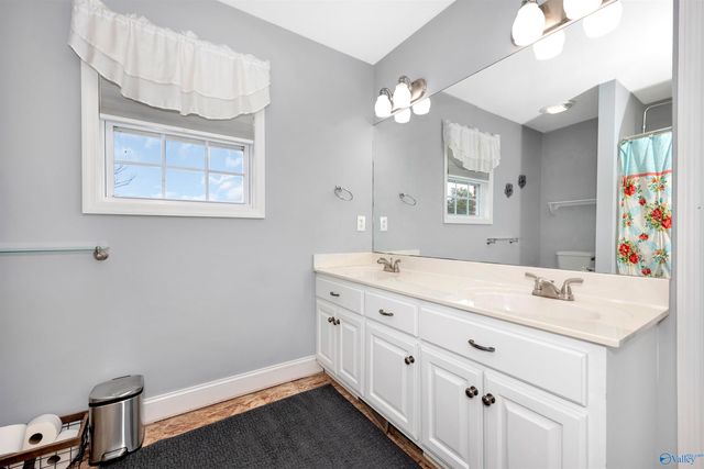 25073 Thach Road, Athens, AL 35613