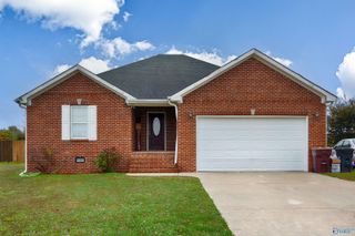 25073 Thach Road, Athens, AL 35613