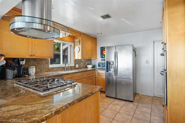 2 N Vista De La Luna, Laguna Beach, CA 92651