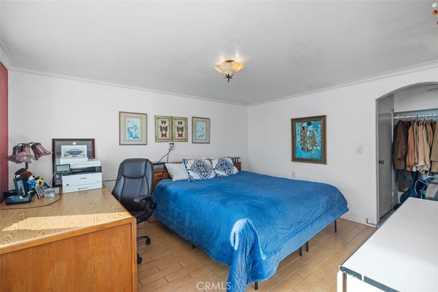 2 N Vista De La Luna, Laguna Beach, CA 92651