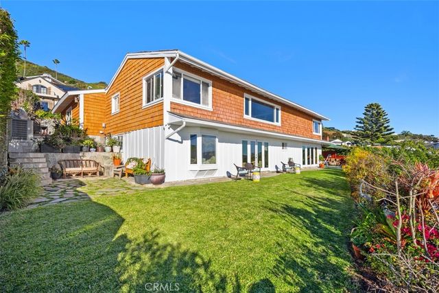 2 N Vista De La Luna, Laguna Beach, CA 92651