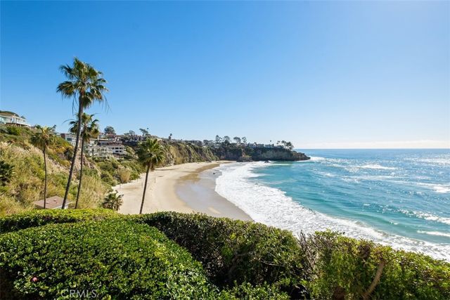 2 N Vista De La Luna, Laguna Beach, CA 92651