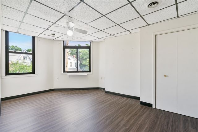 751 Chartiers Ave, Mckees Rocks, PA 15136