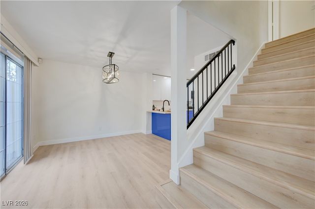 8457 Blazing Sun Avenue, Las Vegas, NV 89129