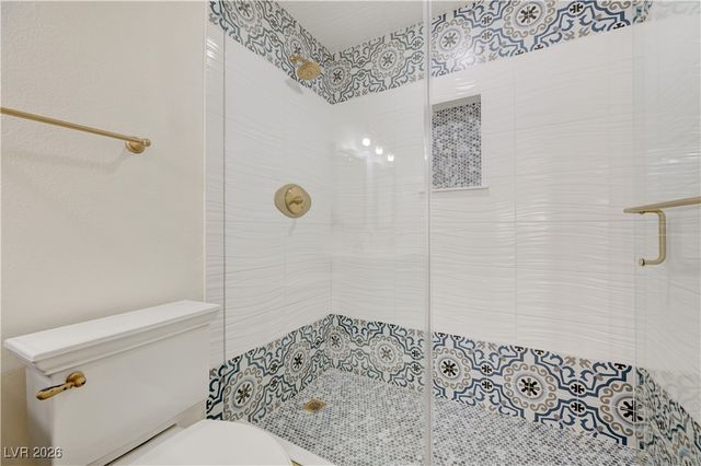 8457 Blazing Sun Avenue, Las Vegas, NV 89129