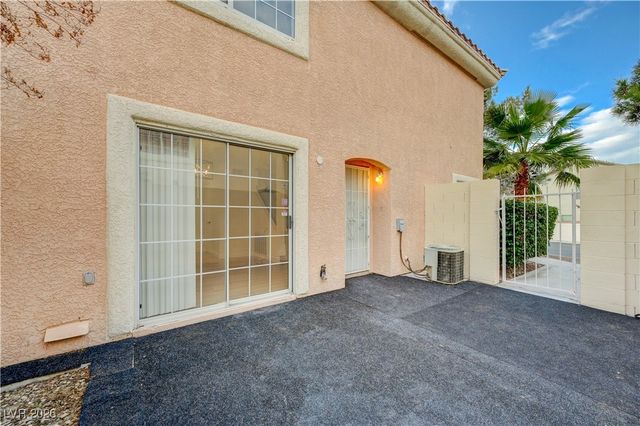 8457 Blazing Sun Avenue, Las Vegas, NV 89129