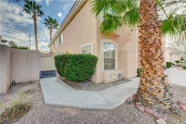 8457 Blazing Sun Avenue, Las Vegas, NV 89129