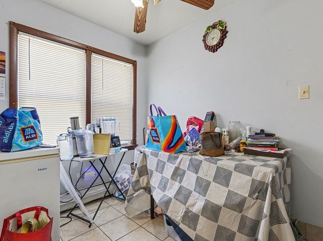 2523 Grunewald Street, Blue Island, IL 60406