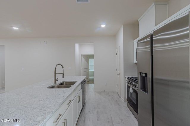 1217 Irish Summer, El Paso, TX 79928