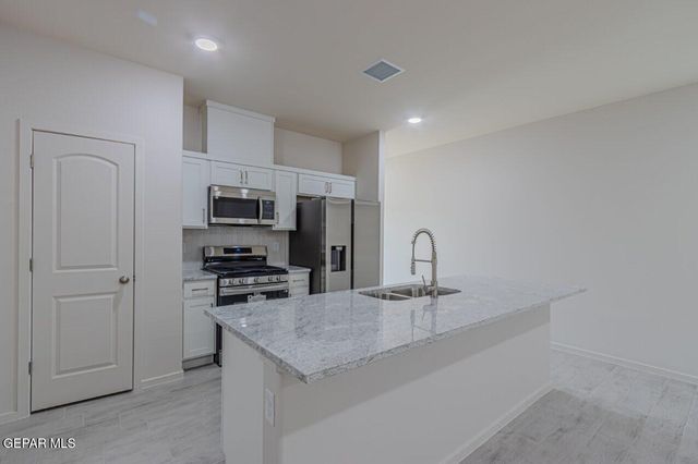 1217 Irish Summer, El Paso, TX 79928